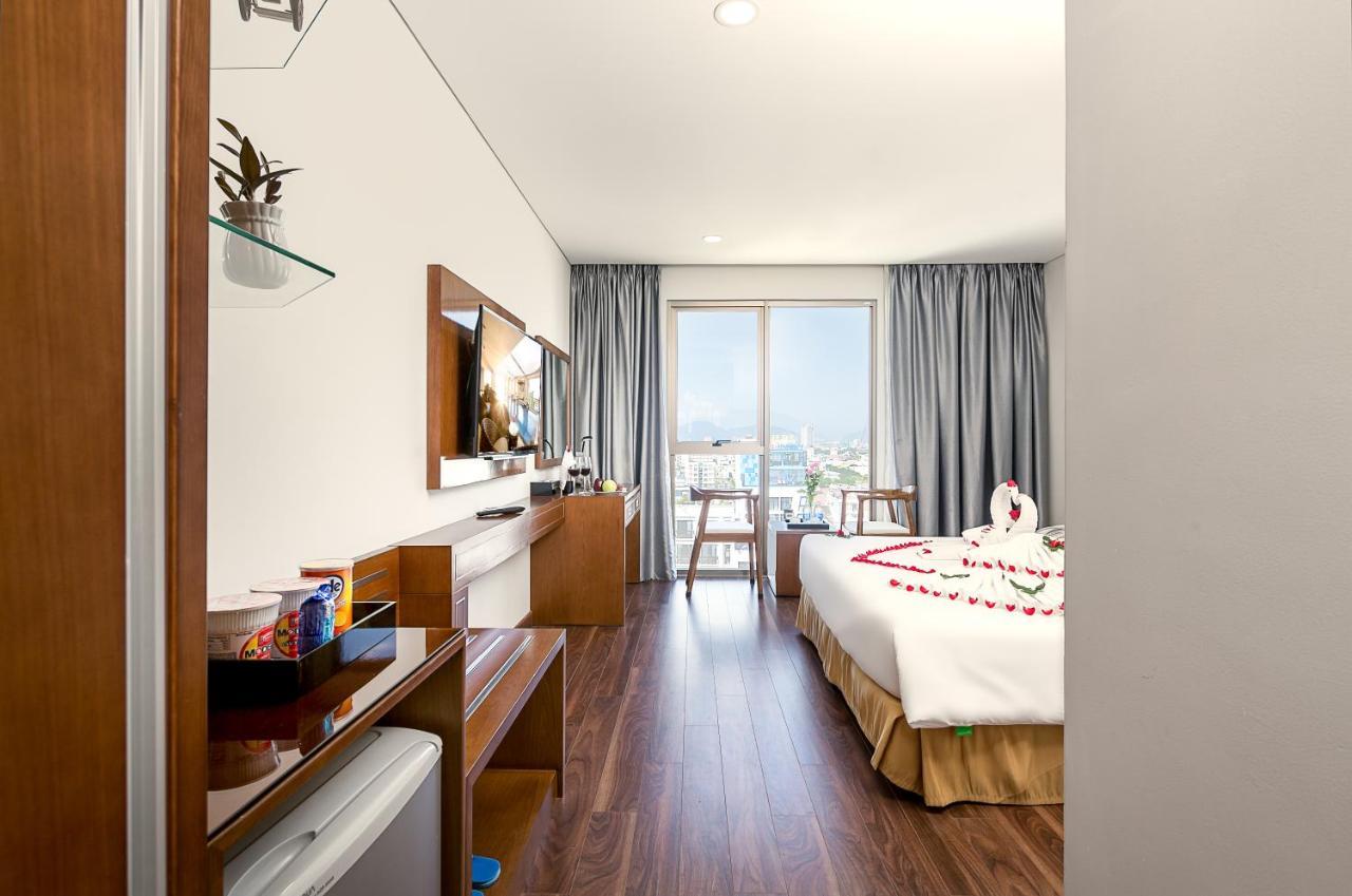 Tamarind Hotel Da Nang Bagian luar foto